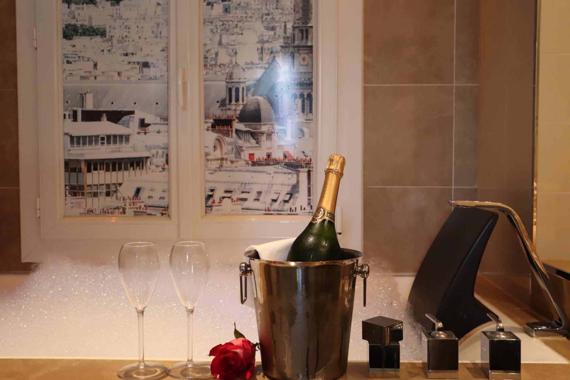 Secret De Paris - Hotel & Spa (Adults Only) Екстериор снимка